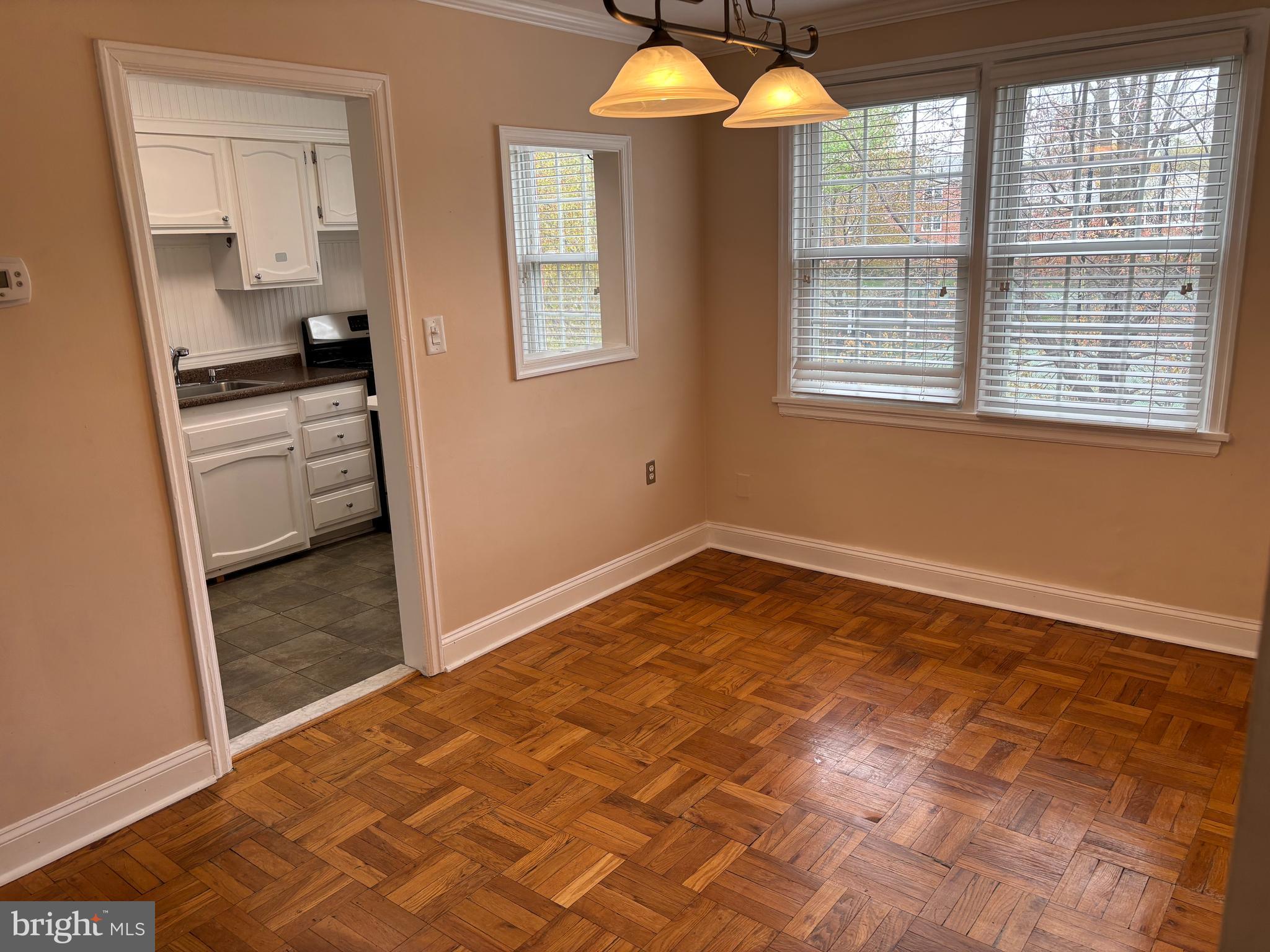 6617 E WAKEFIELD DR #B2