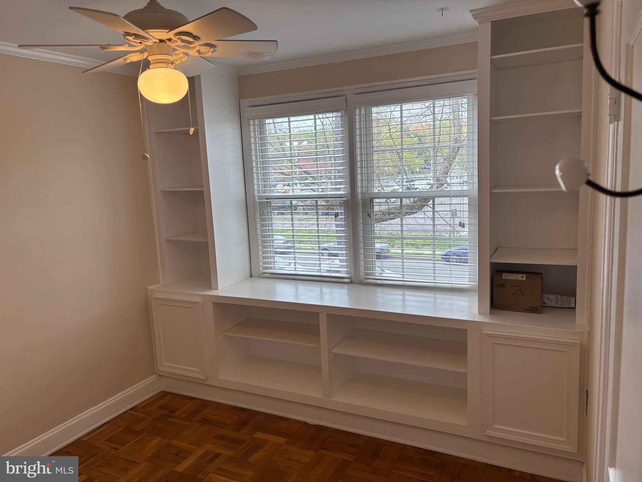 6617 E WAKEFIELD DR #B2