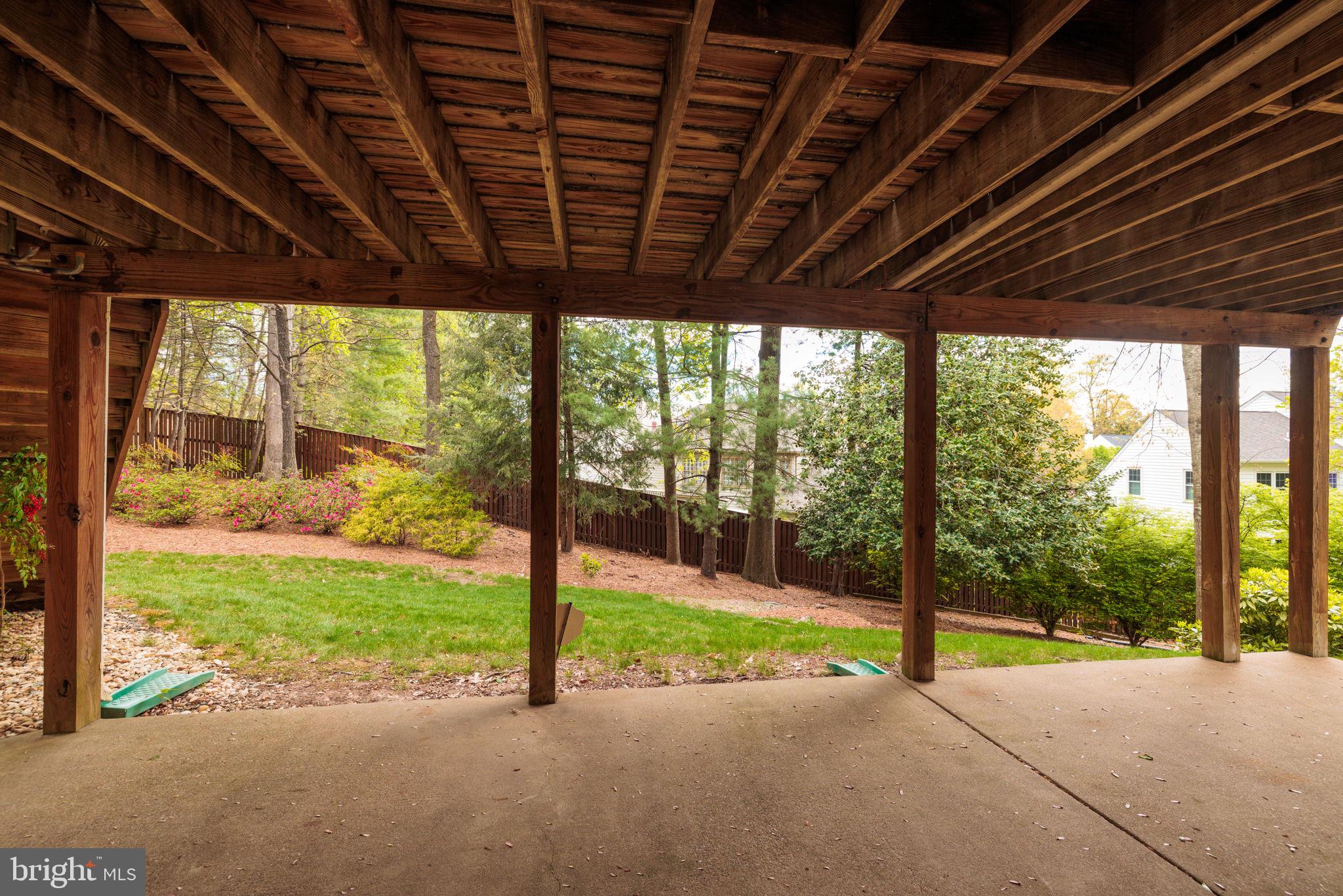 5801 WESTCHESTER STREET