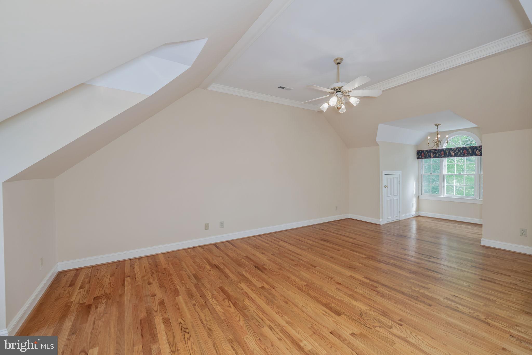 5801 WESTCHESTER STREET