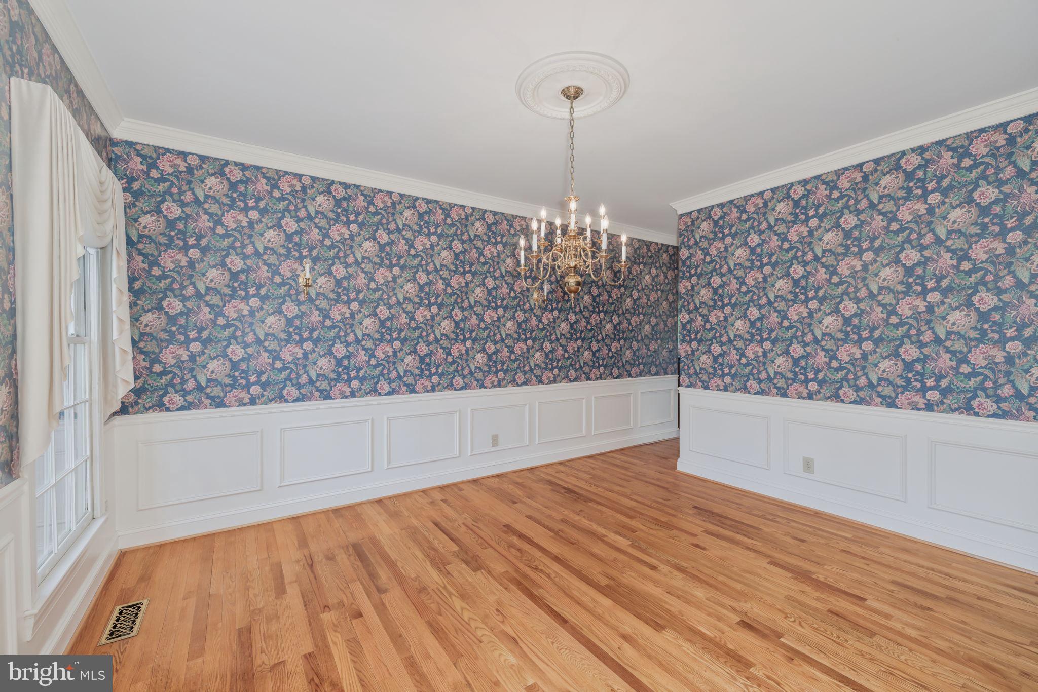 5801 WESTCHESTER STREET