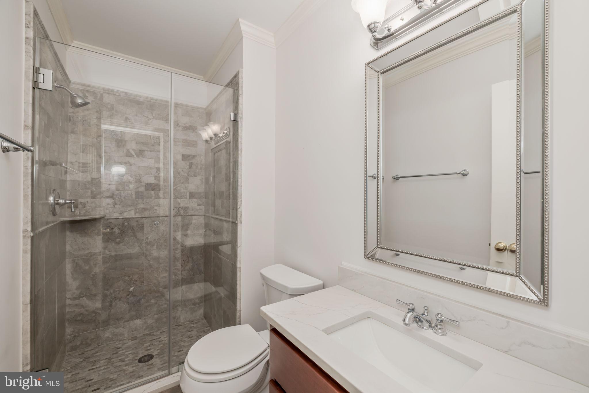 5801 WESTCHESTER STREET