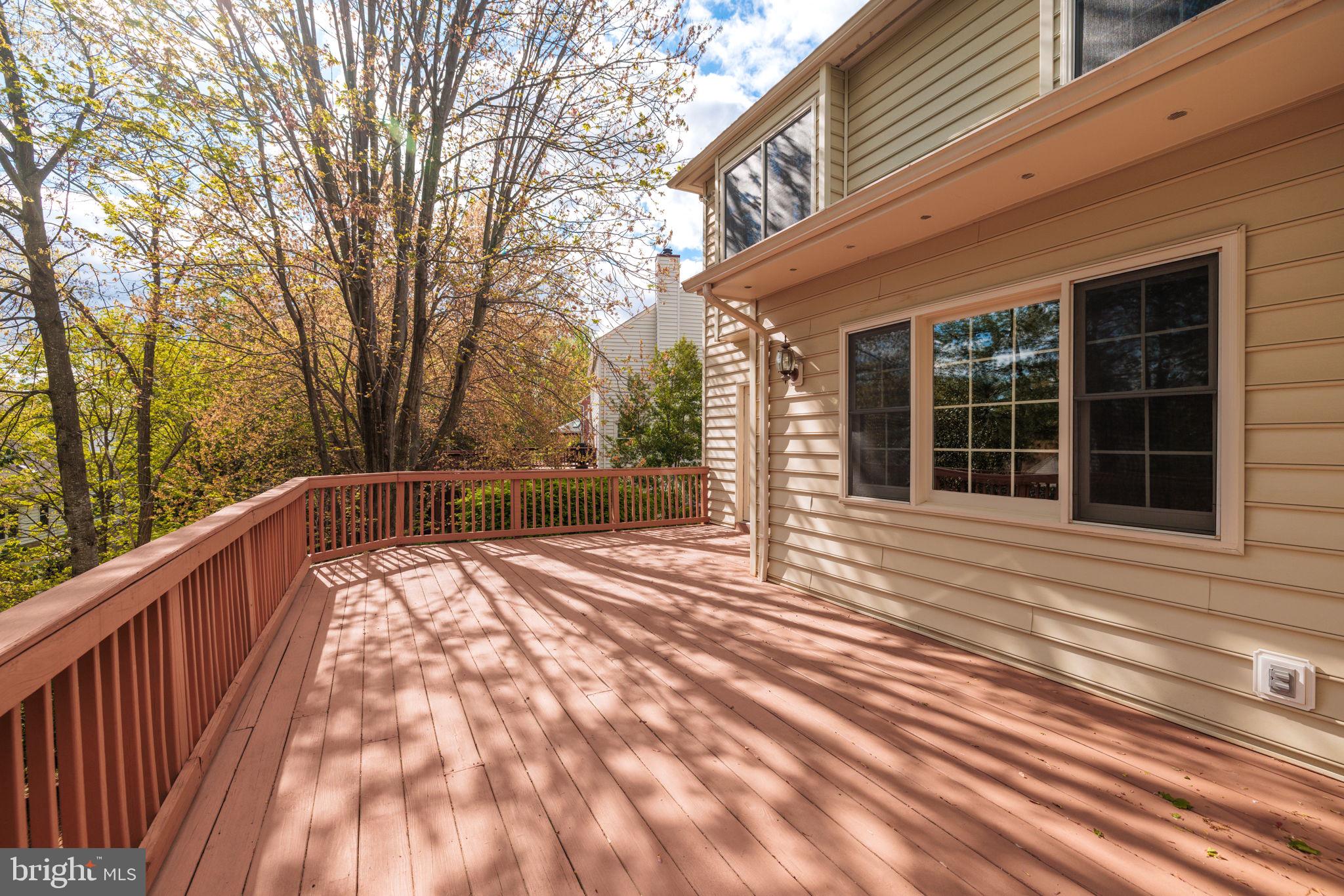 5801 WESTCHESTER STREET