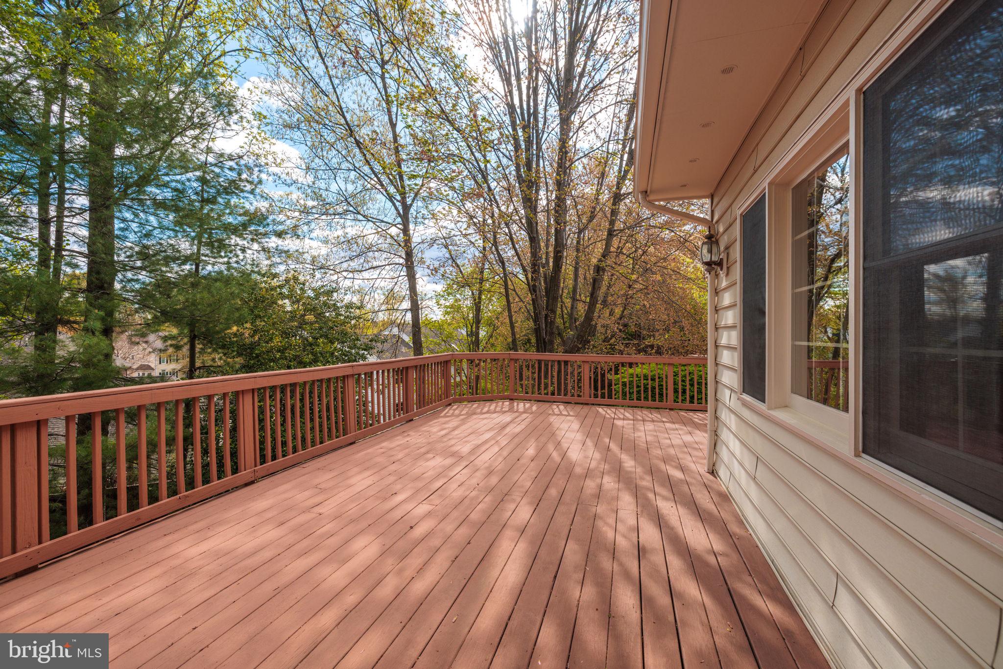 5801 WESTCHESTER STREET