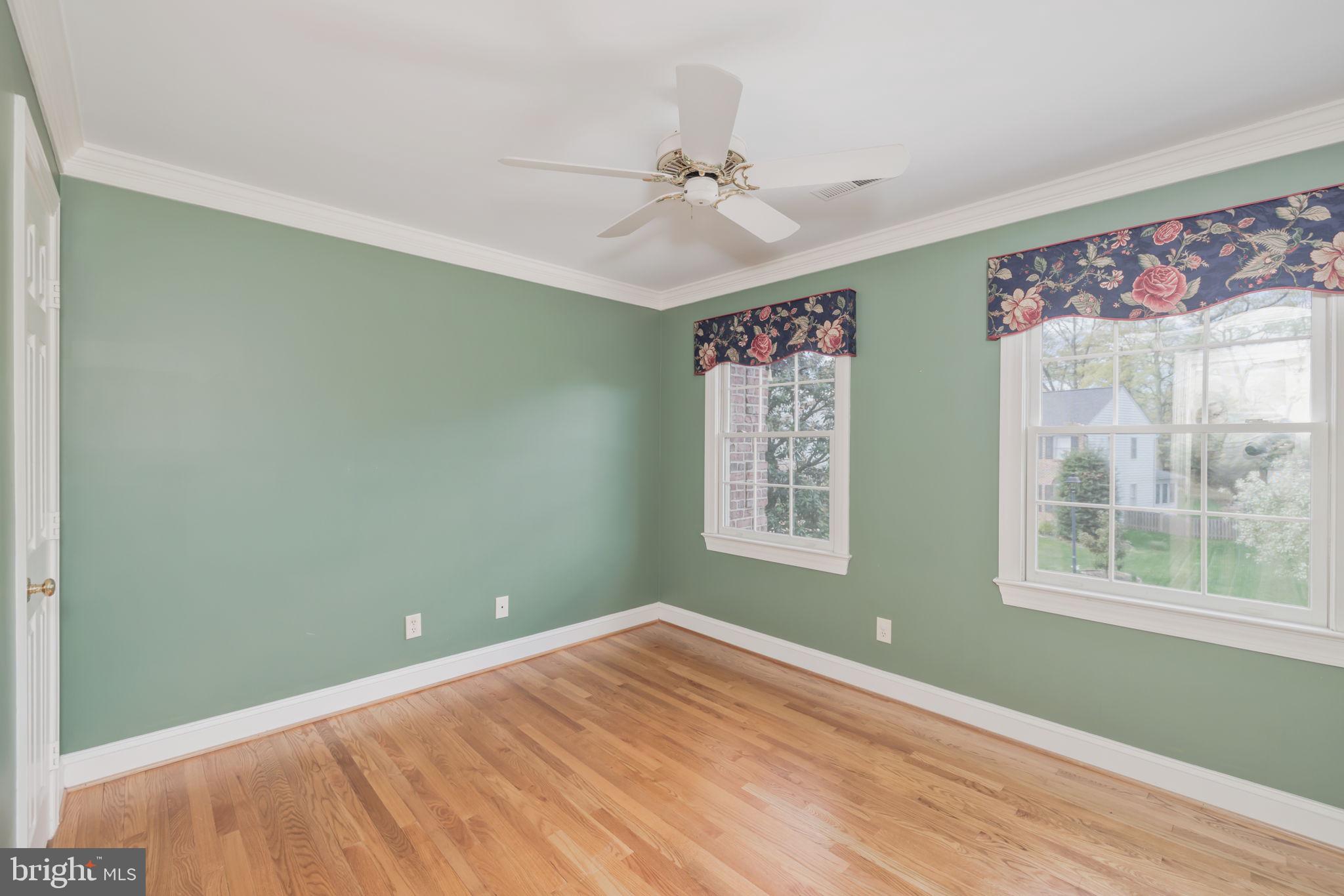 5801 WESTCHESTER STREET