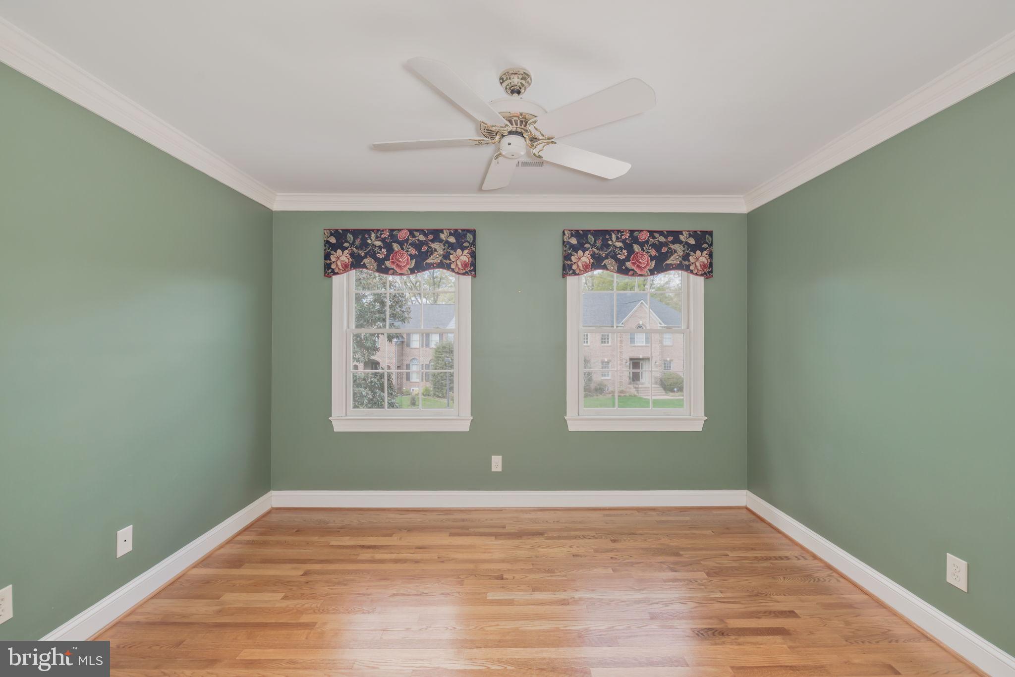 5801 WESTCHESTER STREET