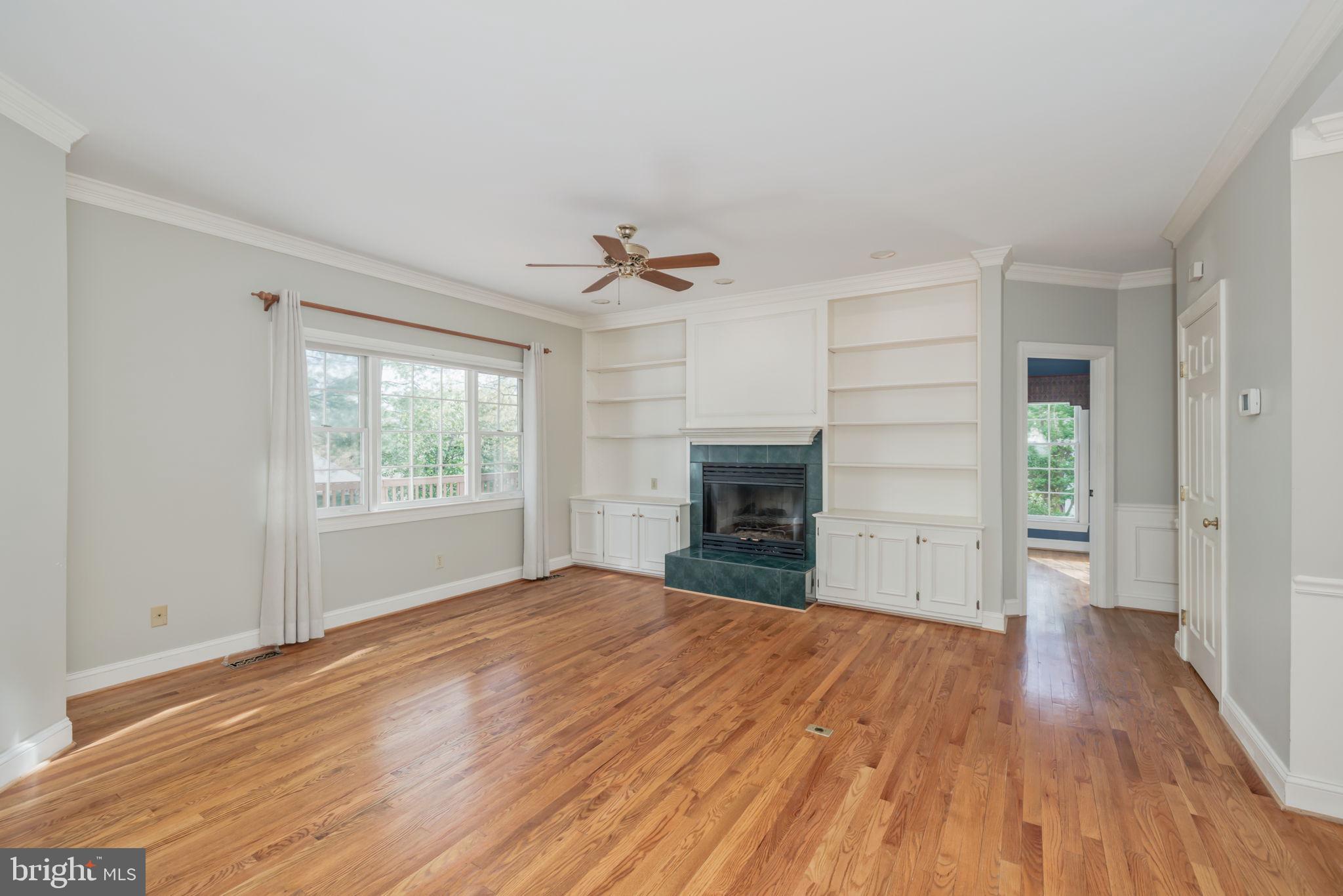 5801 WESTCHESTER STREET