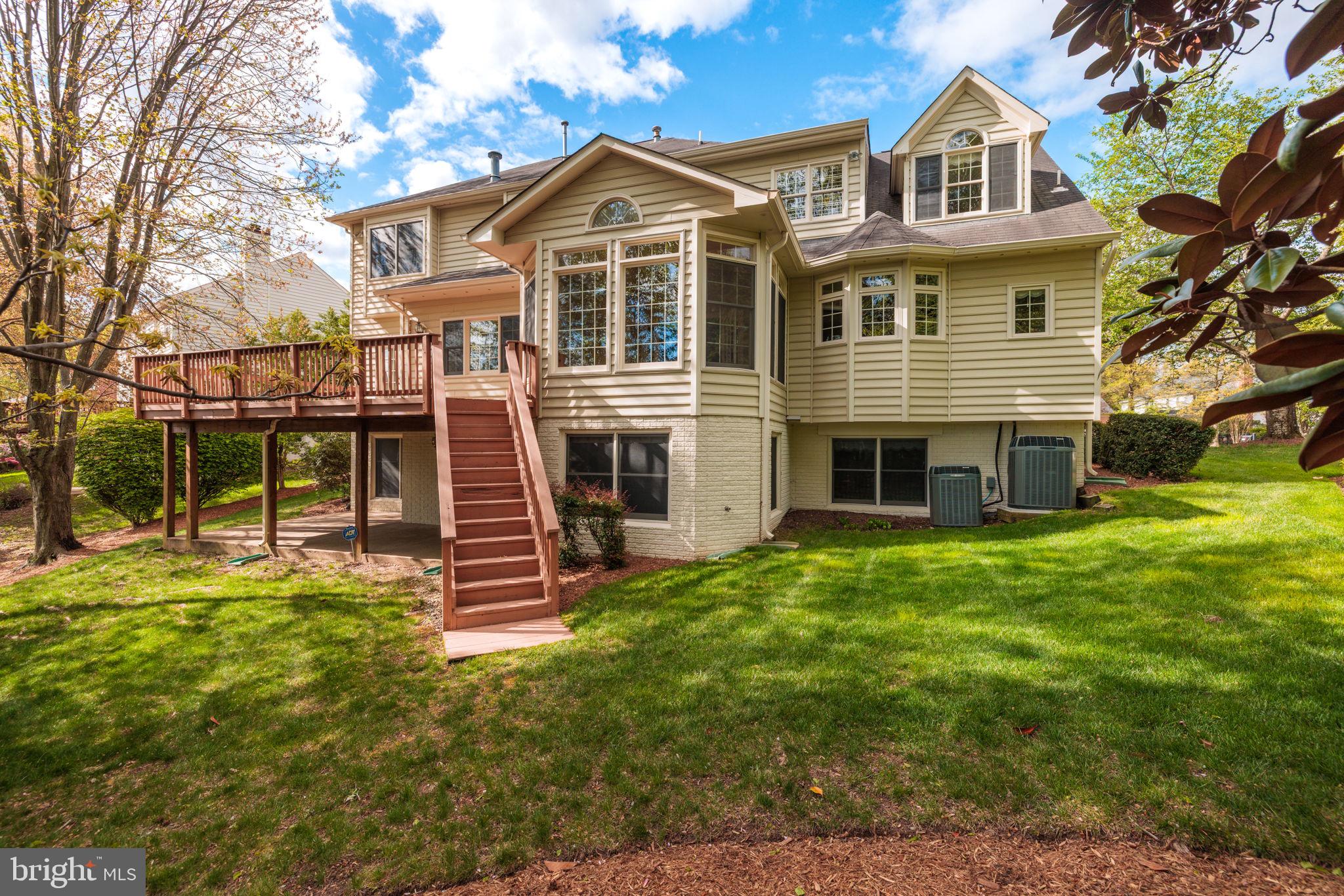 5801 WESTCHESTER STREET