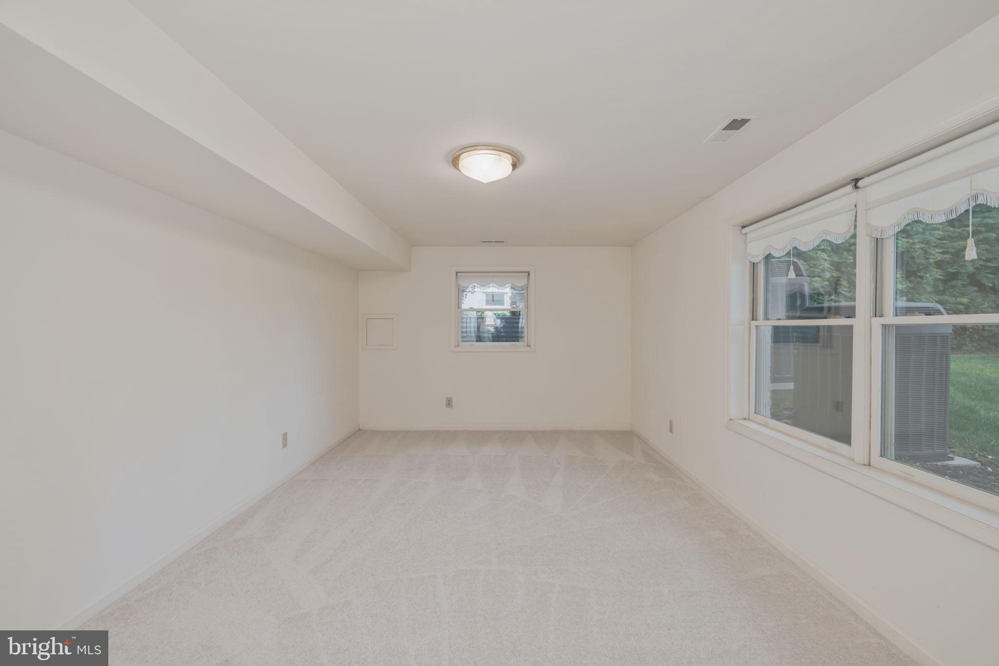 5801 WESTCHESTER STREET