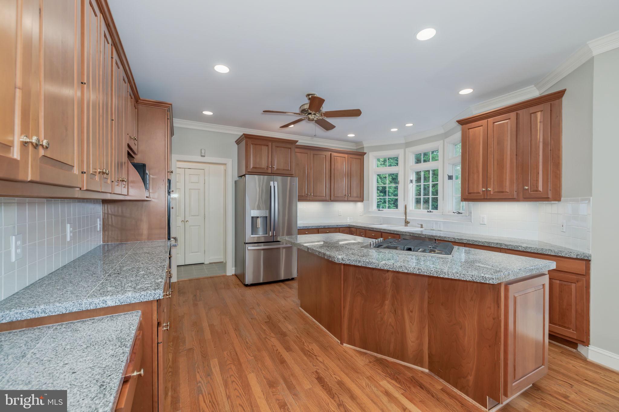 5801 WESTCHESTER STREET