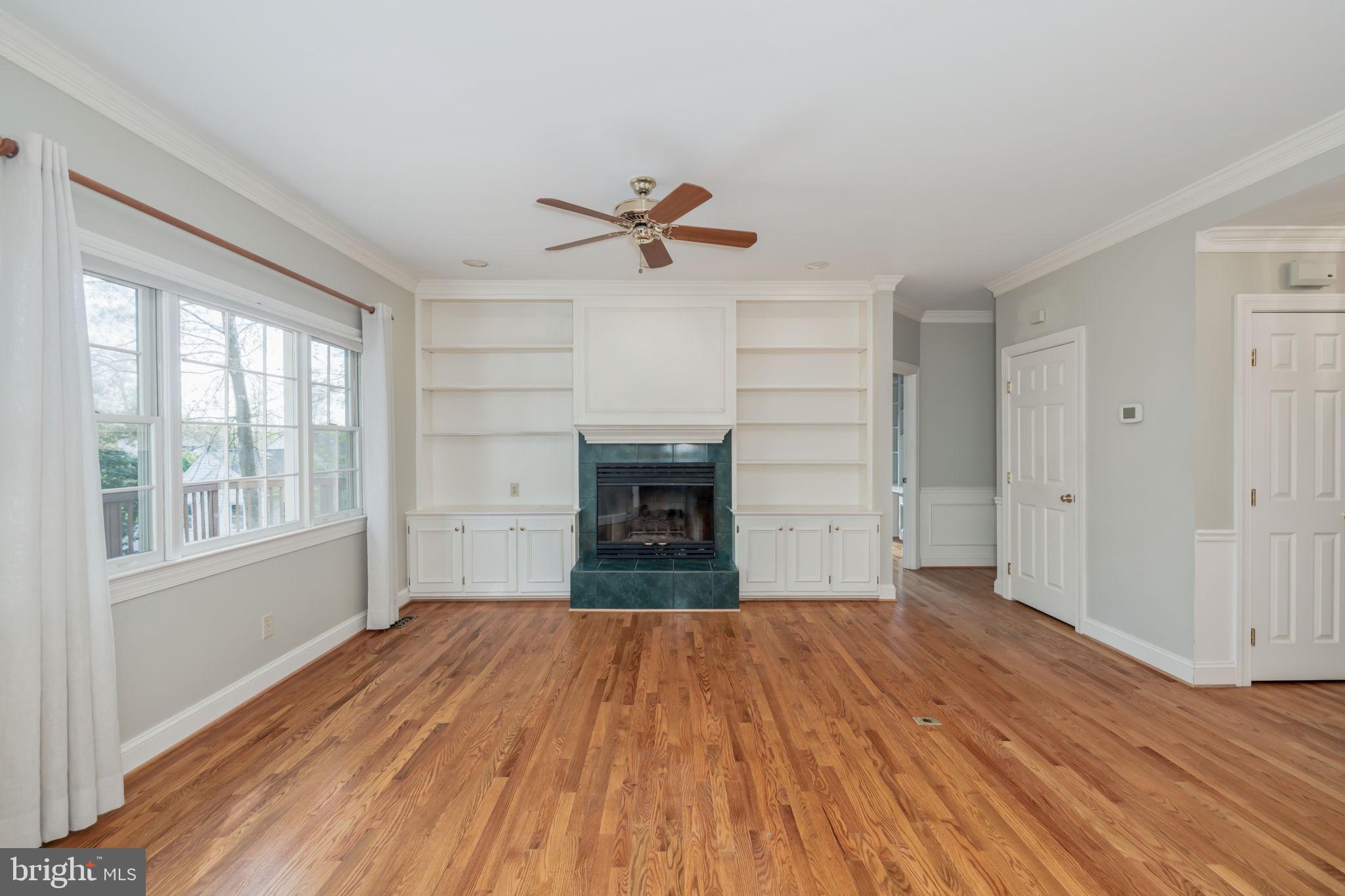 5801 WESTCHESTER STREET