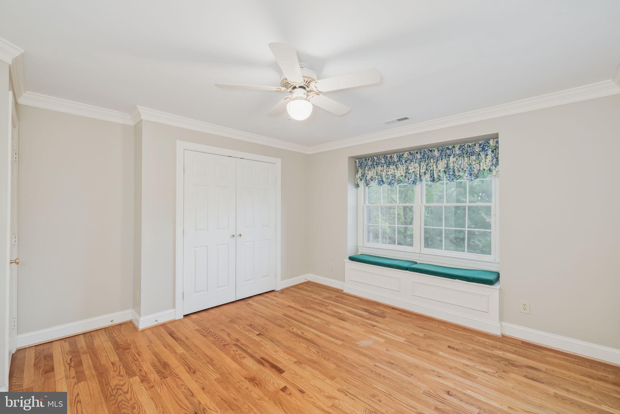 5801 WESTCHESTER STREET