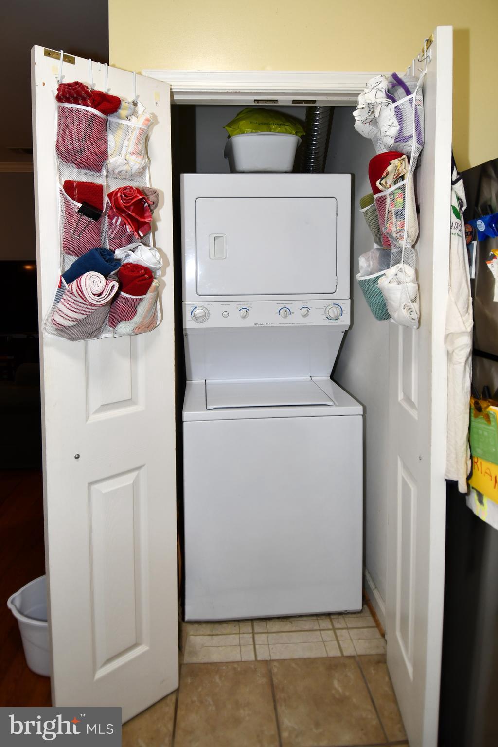 2103 Highcourt Ln #101