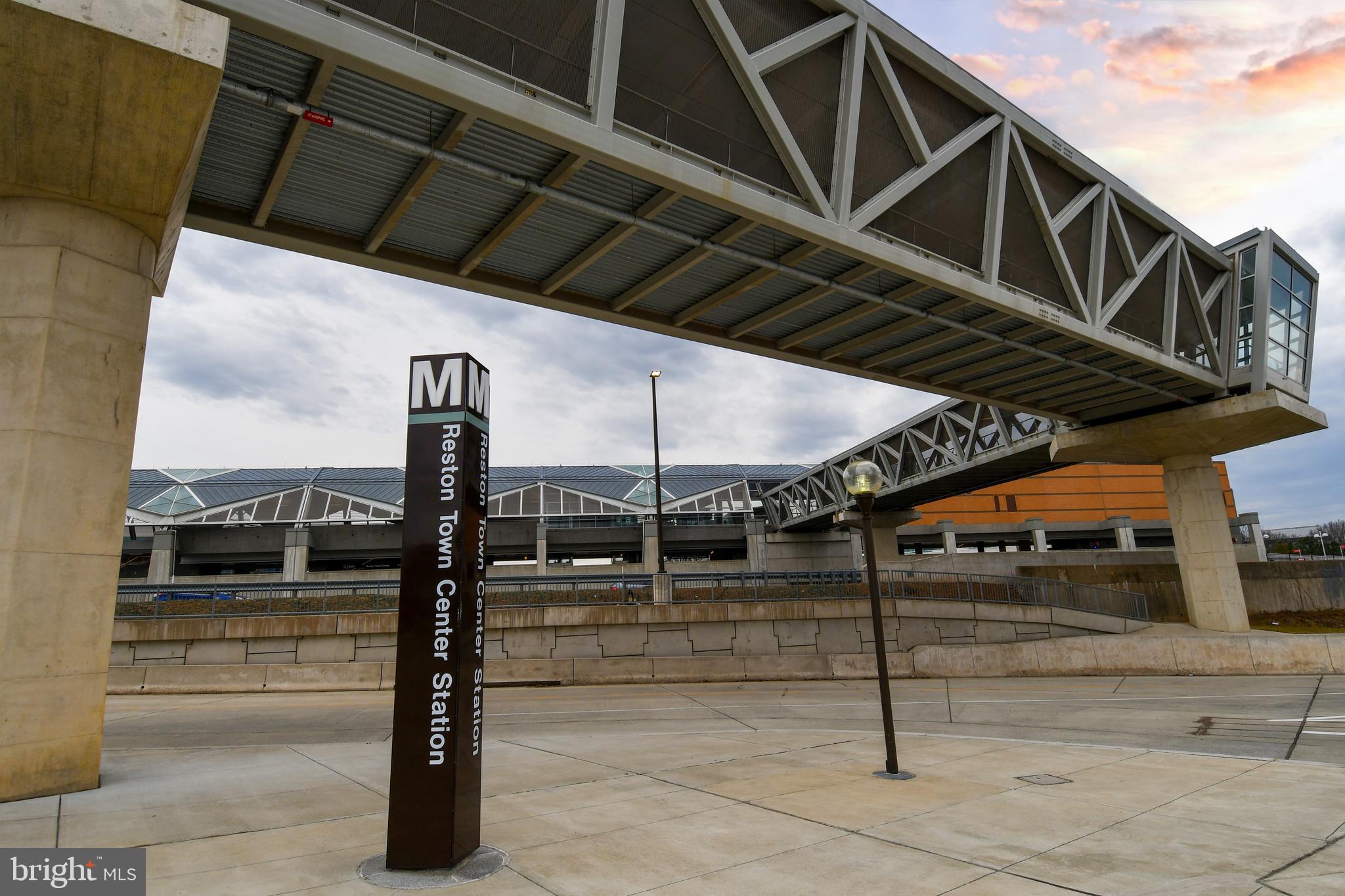 2103 Highcourt Ln #101