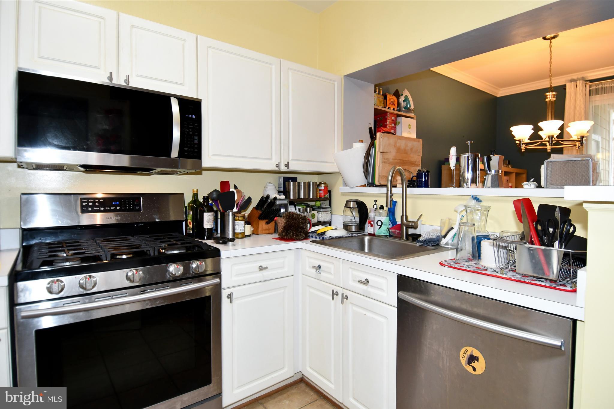 2103 Highcourt Ln #101