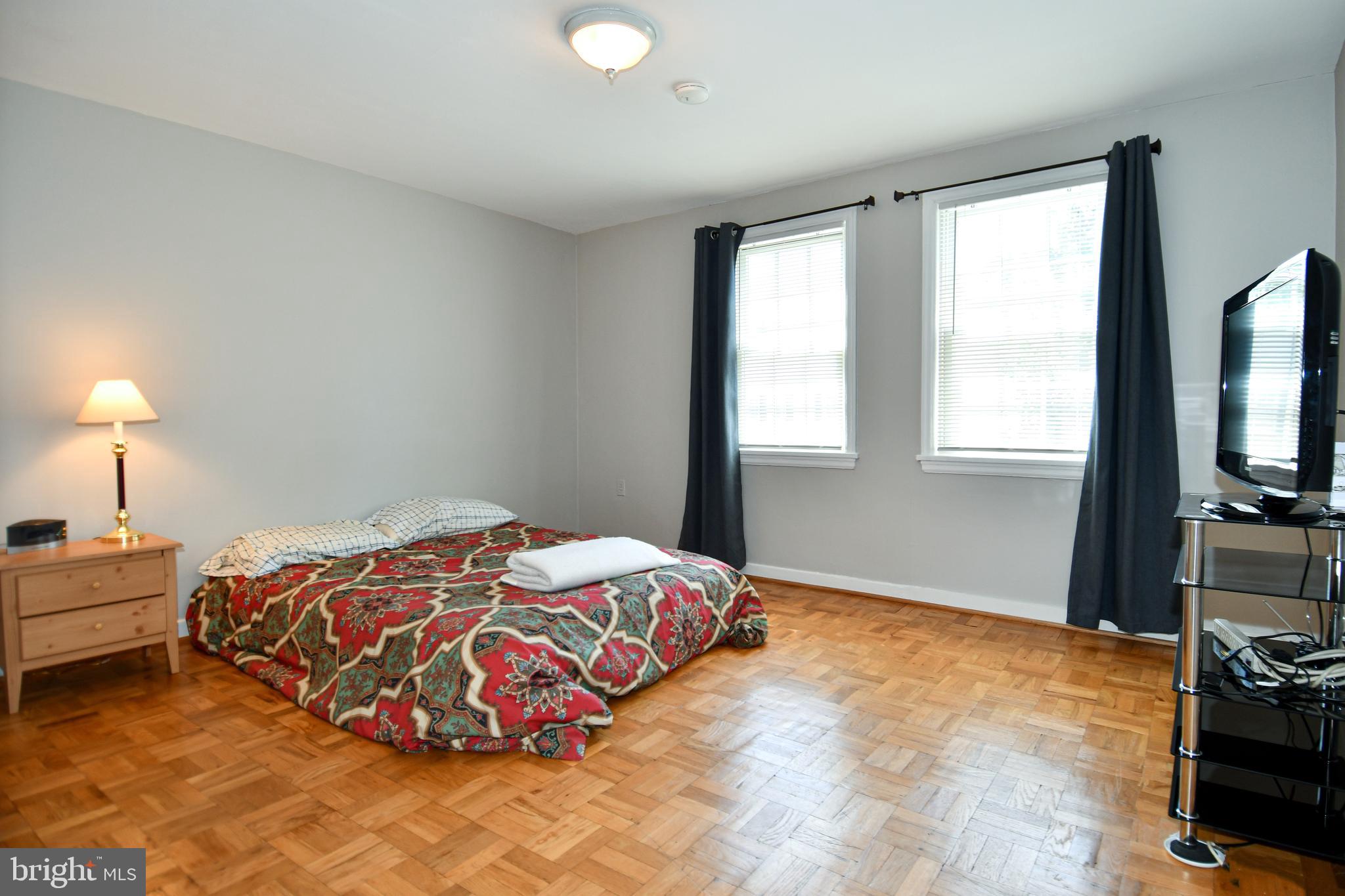 6608 POTOMAC AVENUE B2