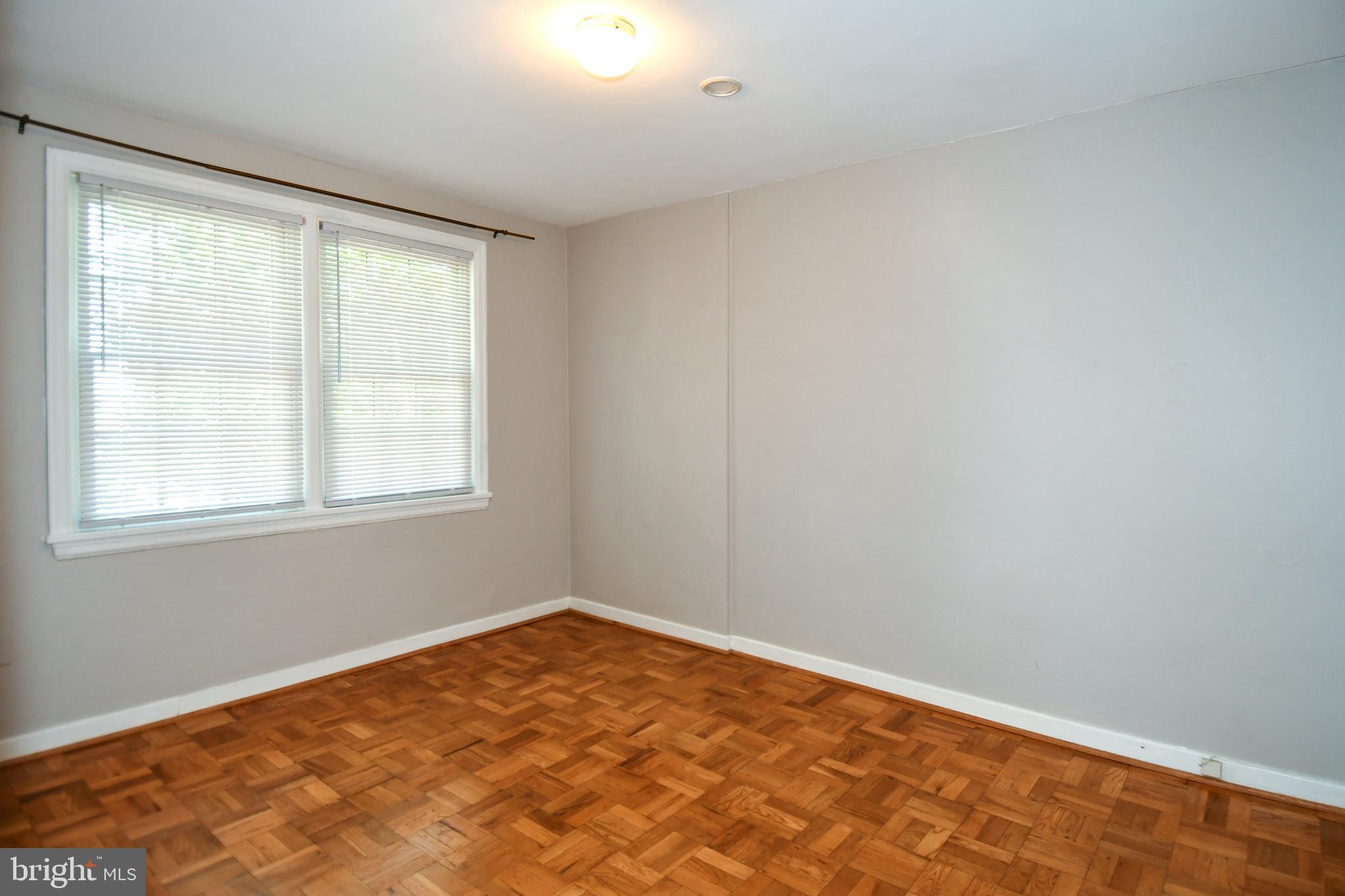 6608 POTOMAC AVENUE B2