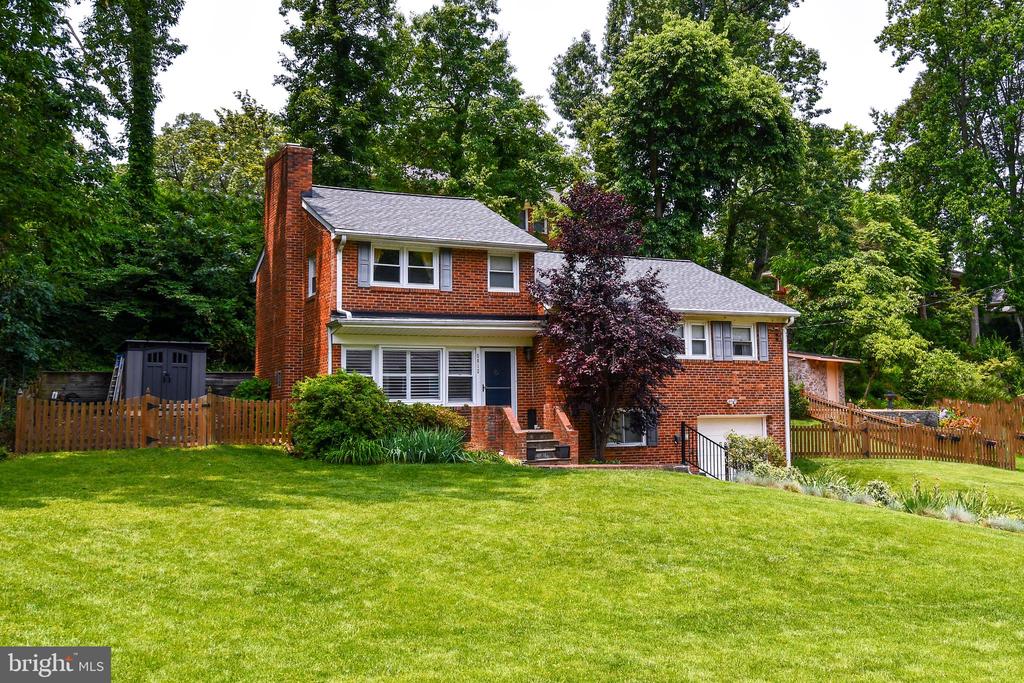 5812 PIEDMONT DRIVE