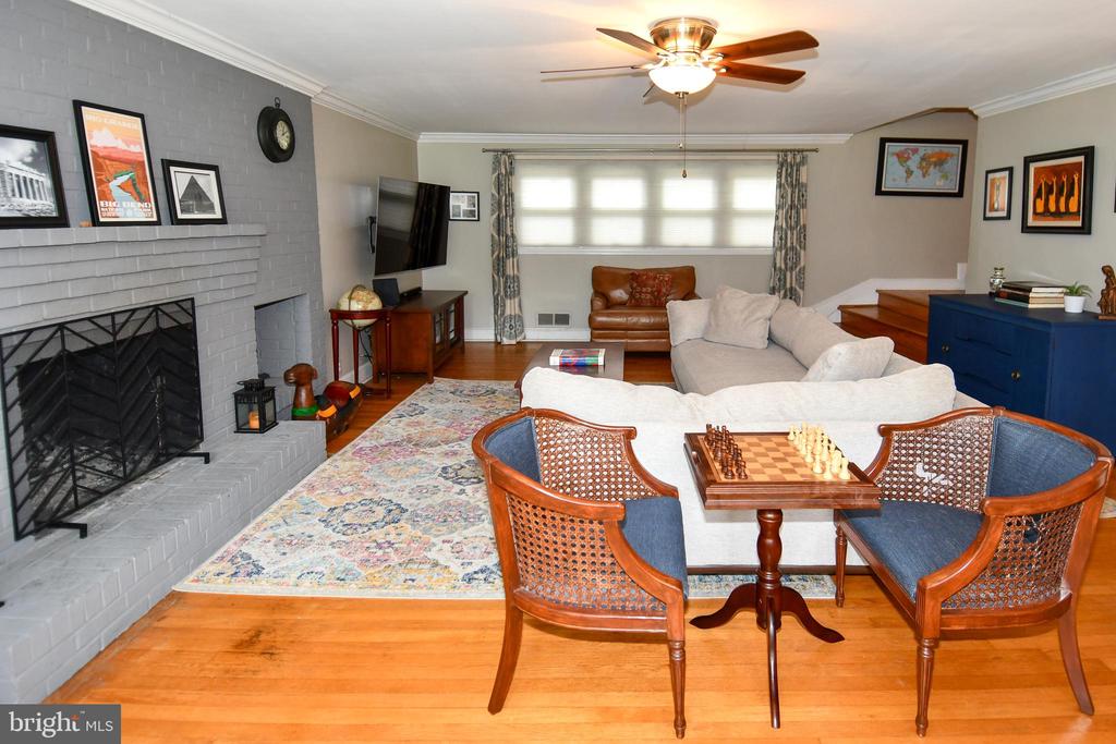 5812 PIEDMONT DRIVE