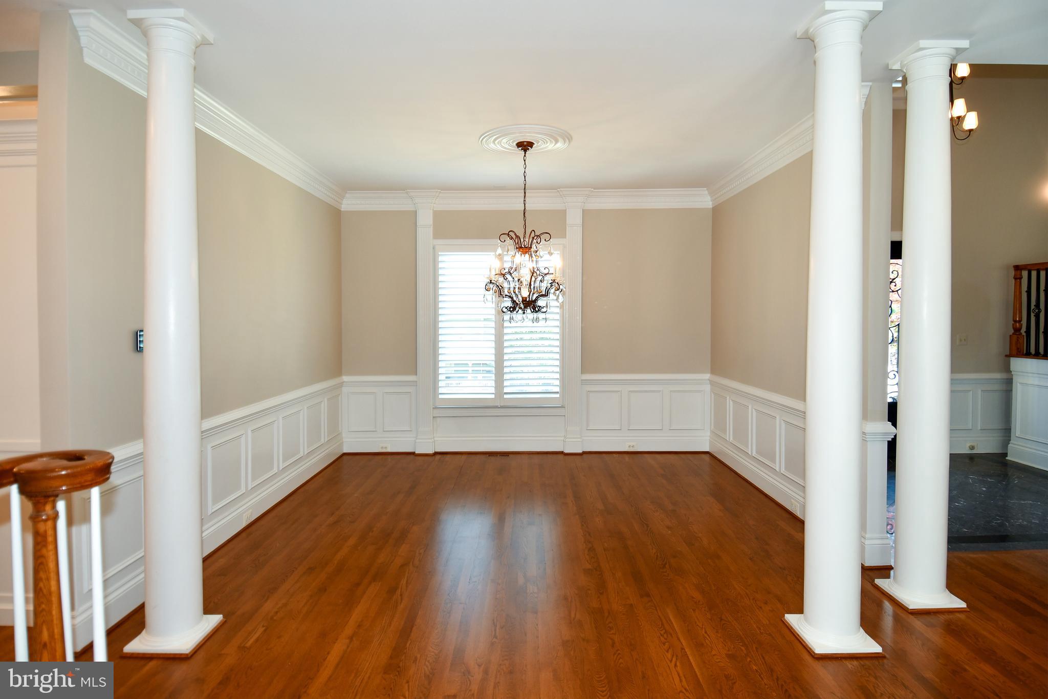 7808 SOUTHDOWN ROAD