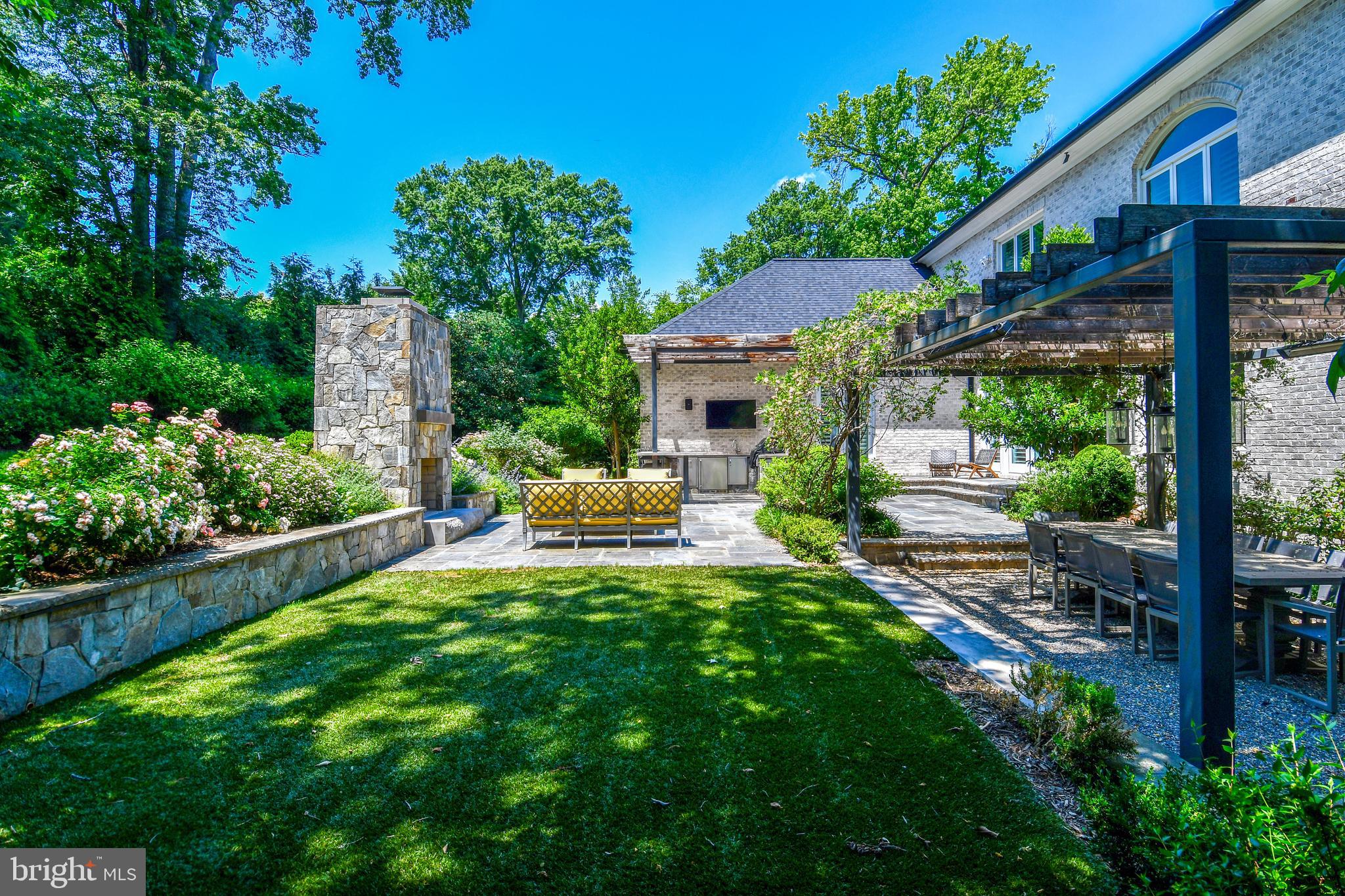 7808 SOUTHDOWN ROAD