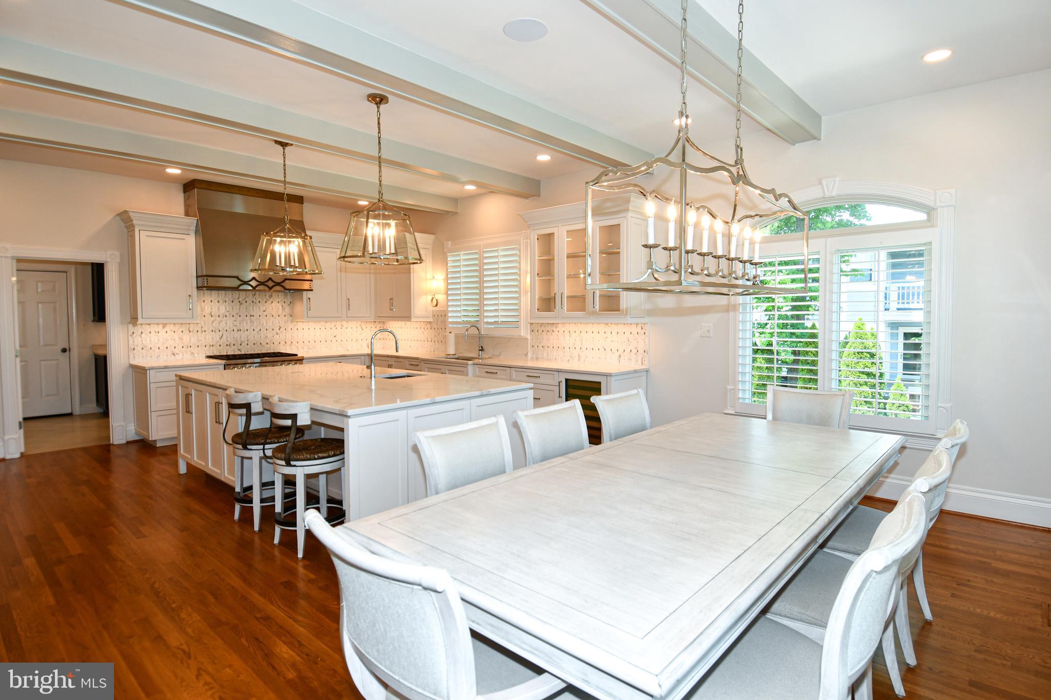 7808 SOUTHDOWN ROAD