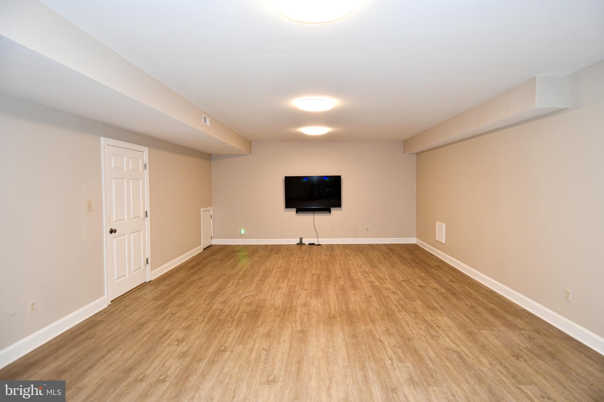 7808 SOUTHDOWN ROAD