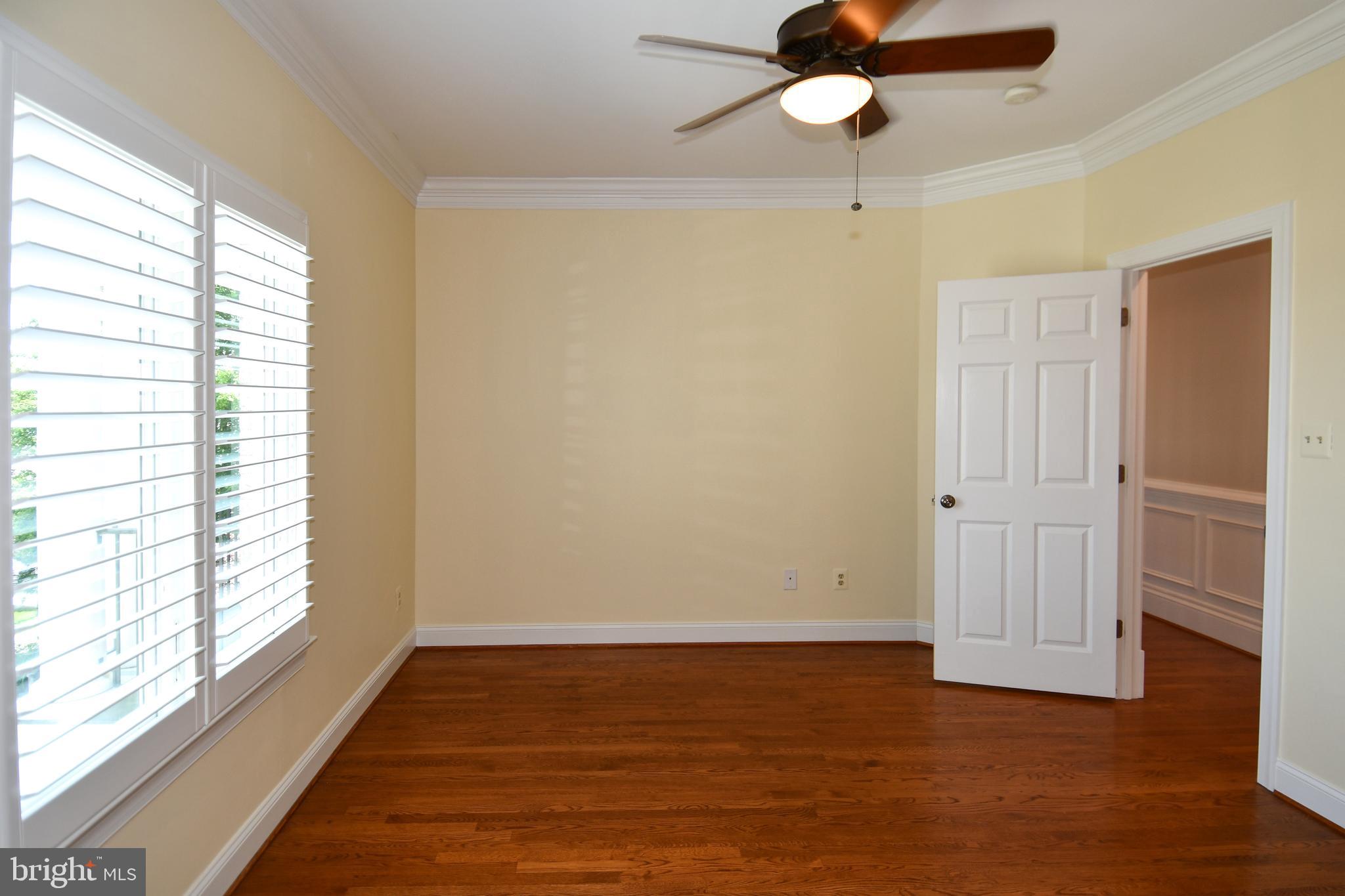 7808 SOUTHDOWN ROAD