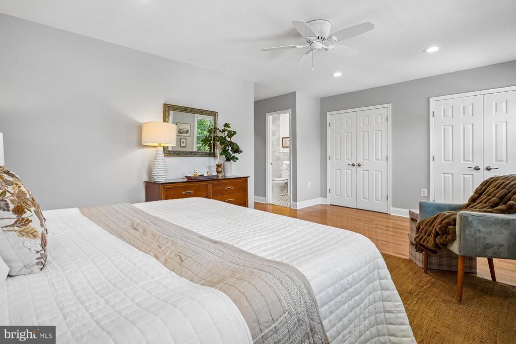2747 CARTER FARM COURT