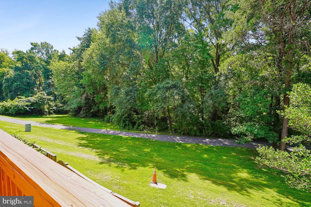 2747 CARTER FARM COURT