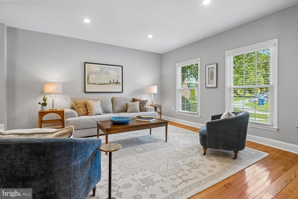 2747 CARTER FARM COURT