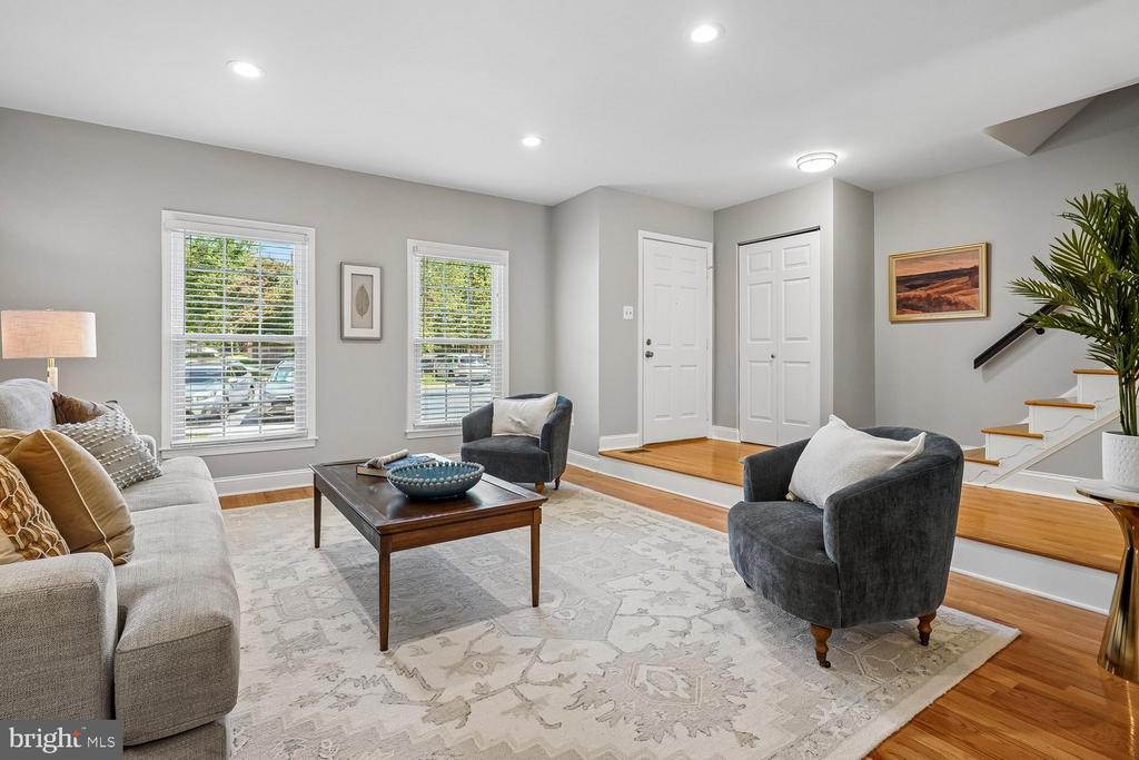 2747 CARTER FARM COURT