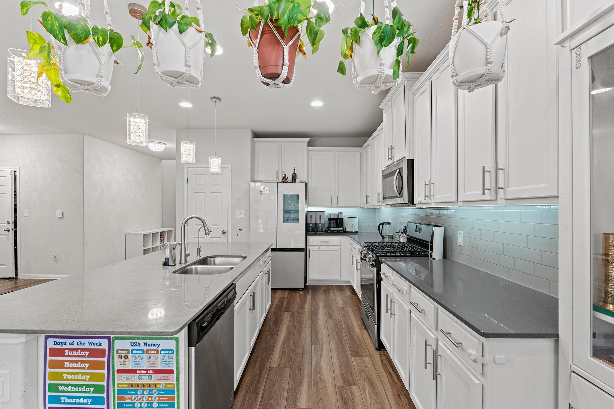 133 Caney CV