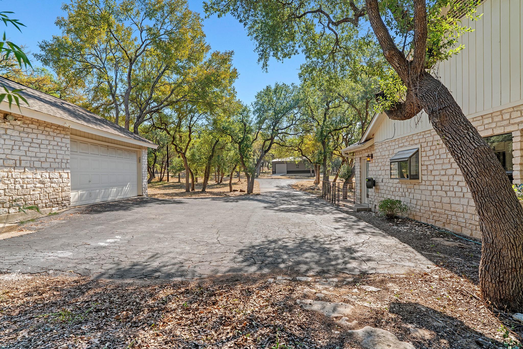 128 Mockingbird LN, Georgetown