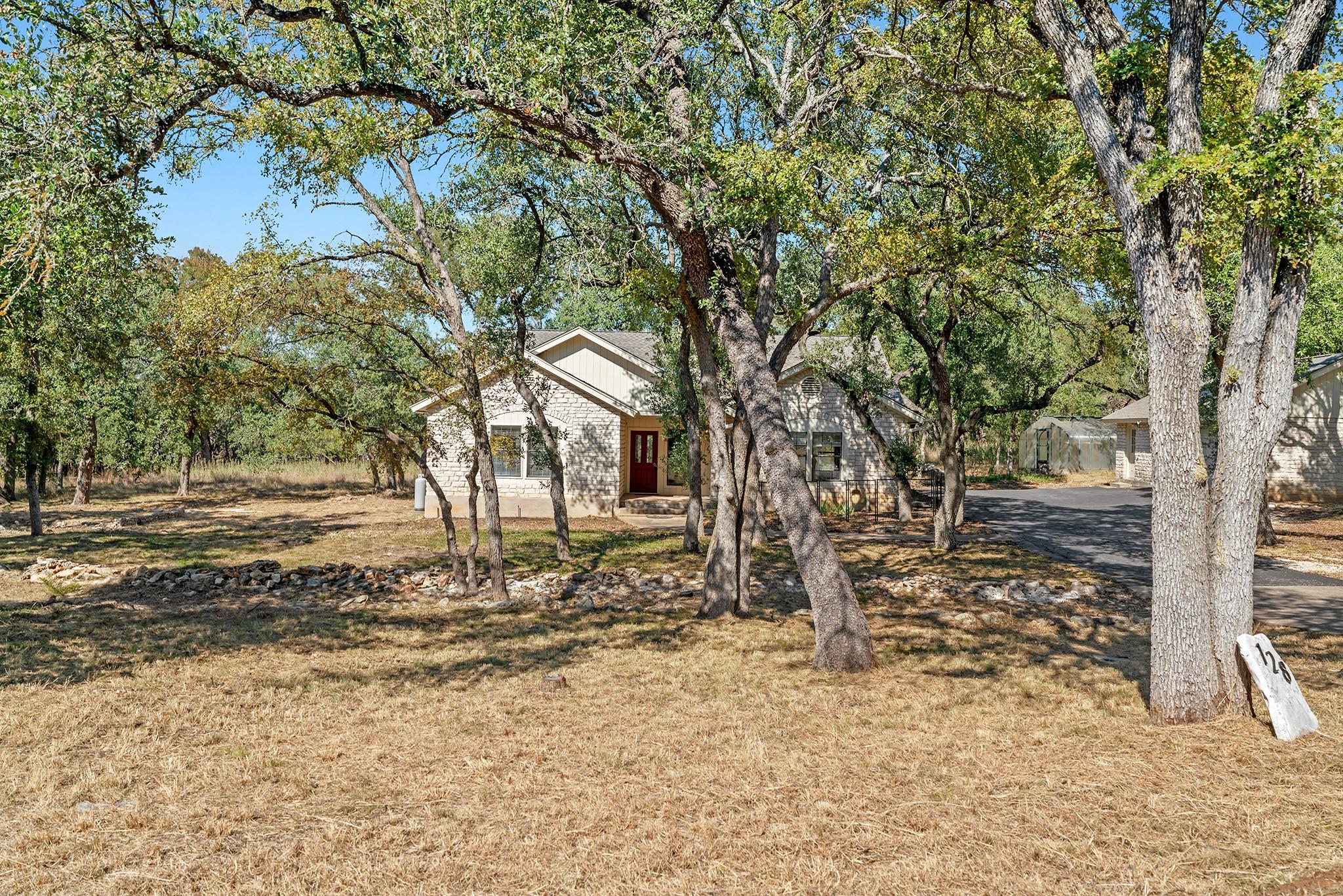 128 Mockingbird LN, Georgetown