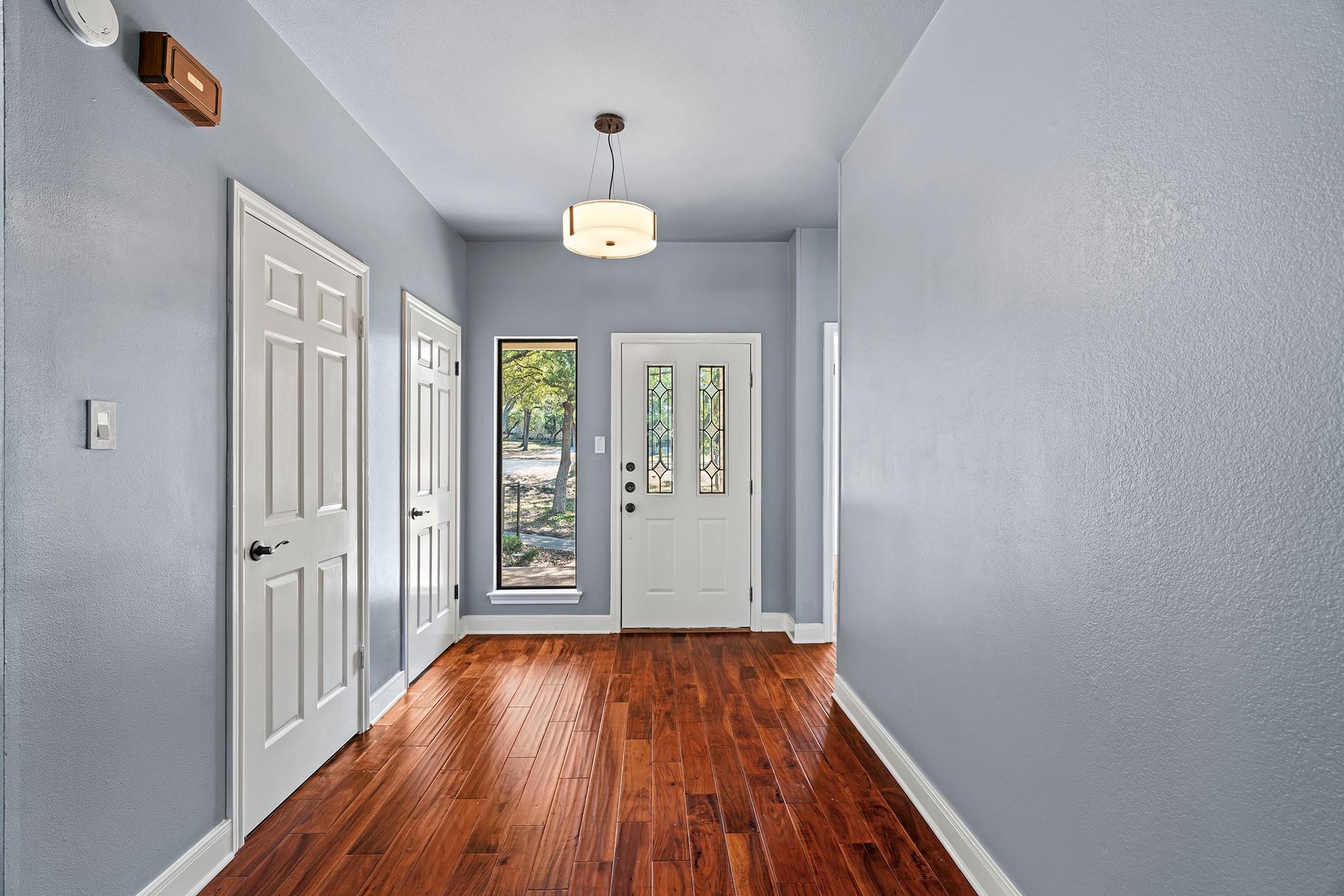 128 Mockingbird LN, Georgetown