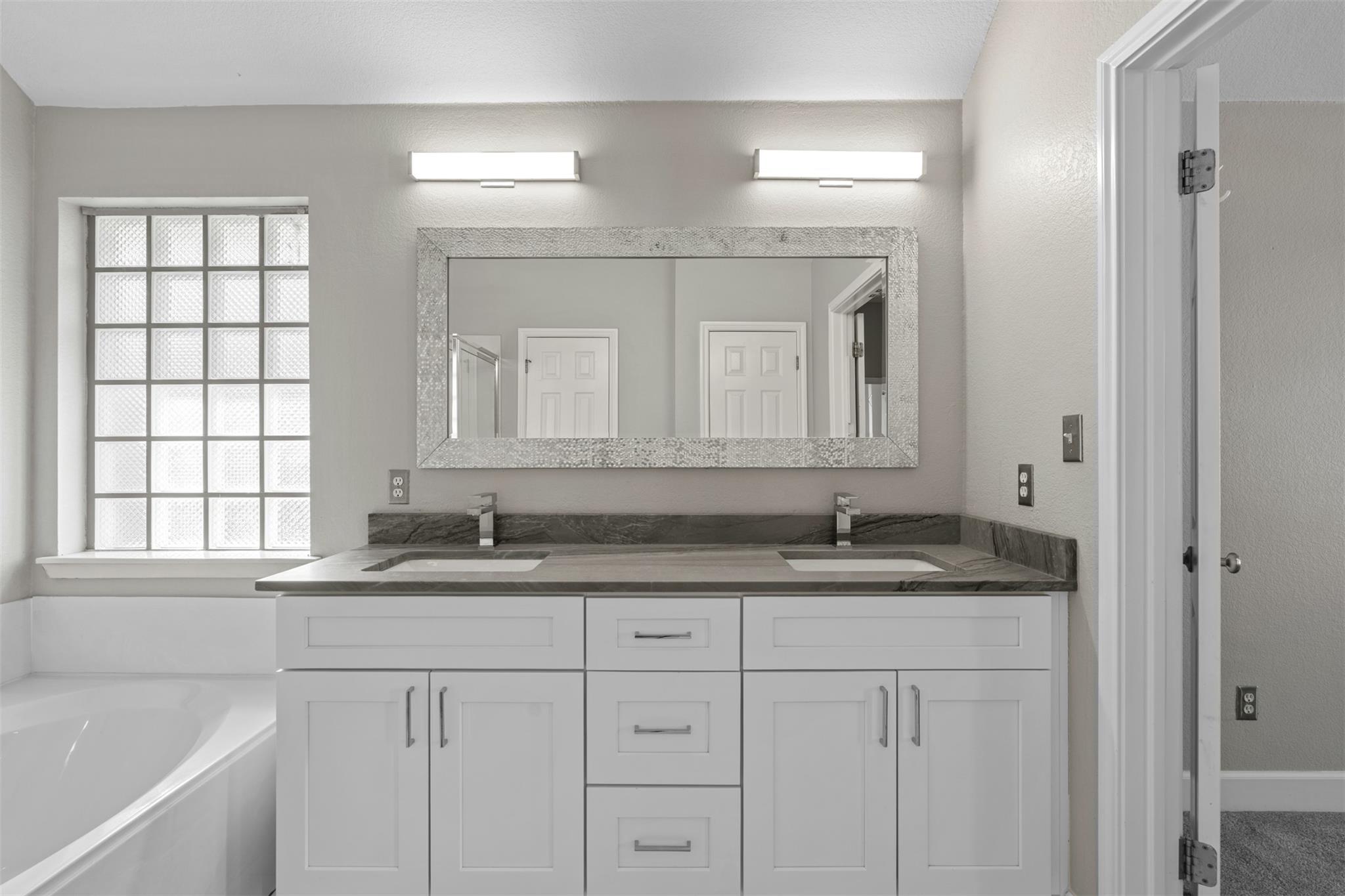 4409 Hunters Lodge DR