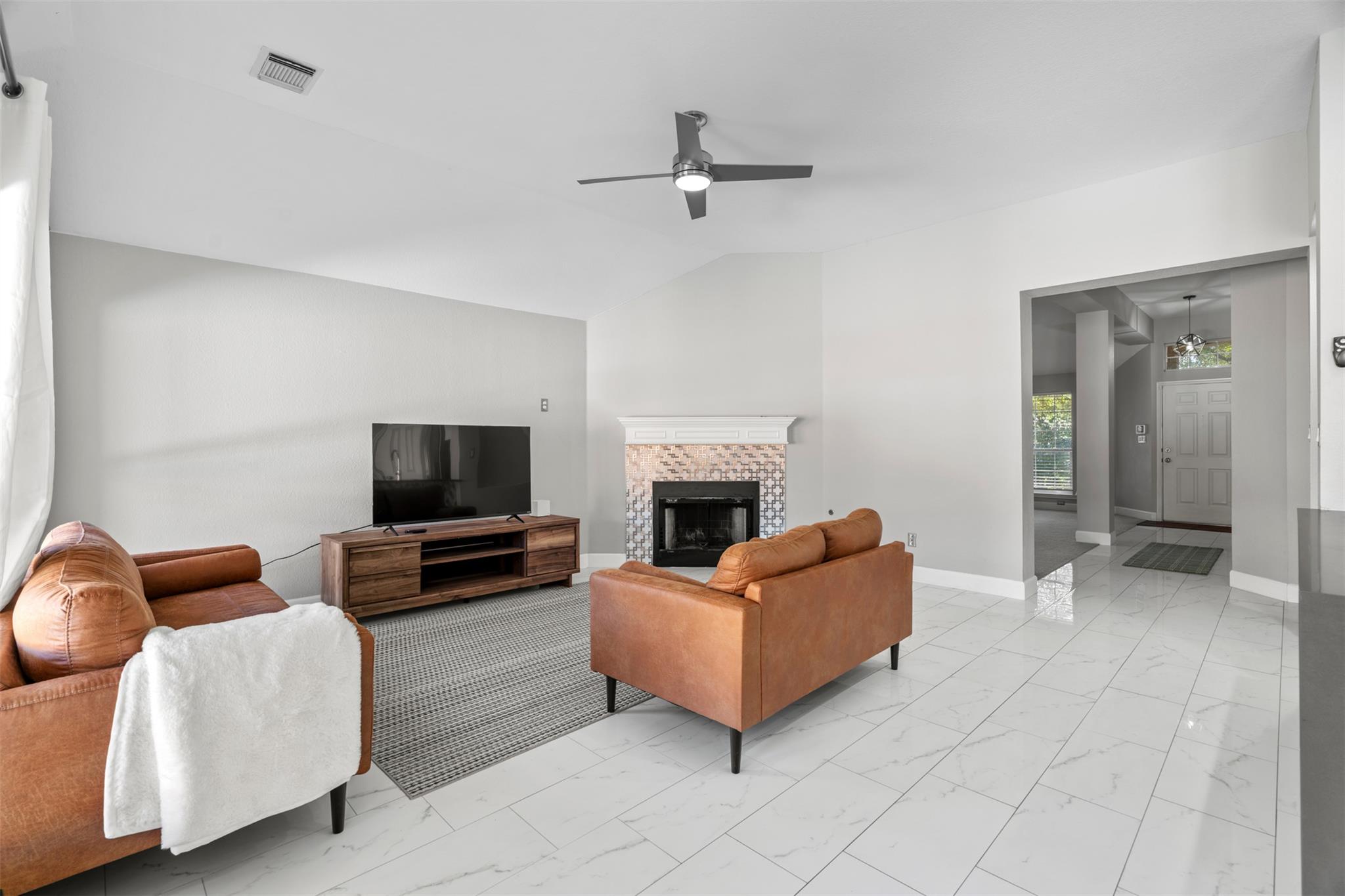 4409 Hunters Lodge DR