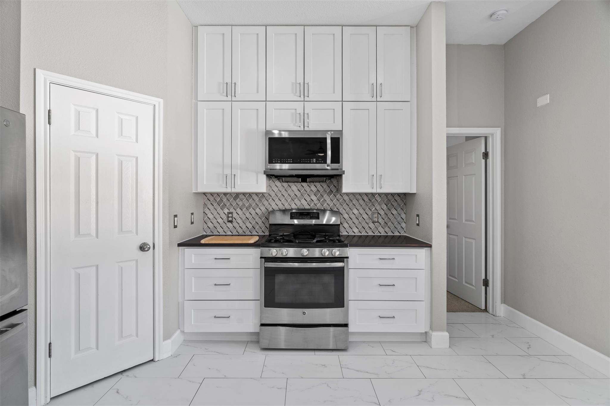 4409 Hunters Lodge DR