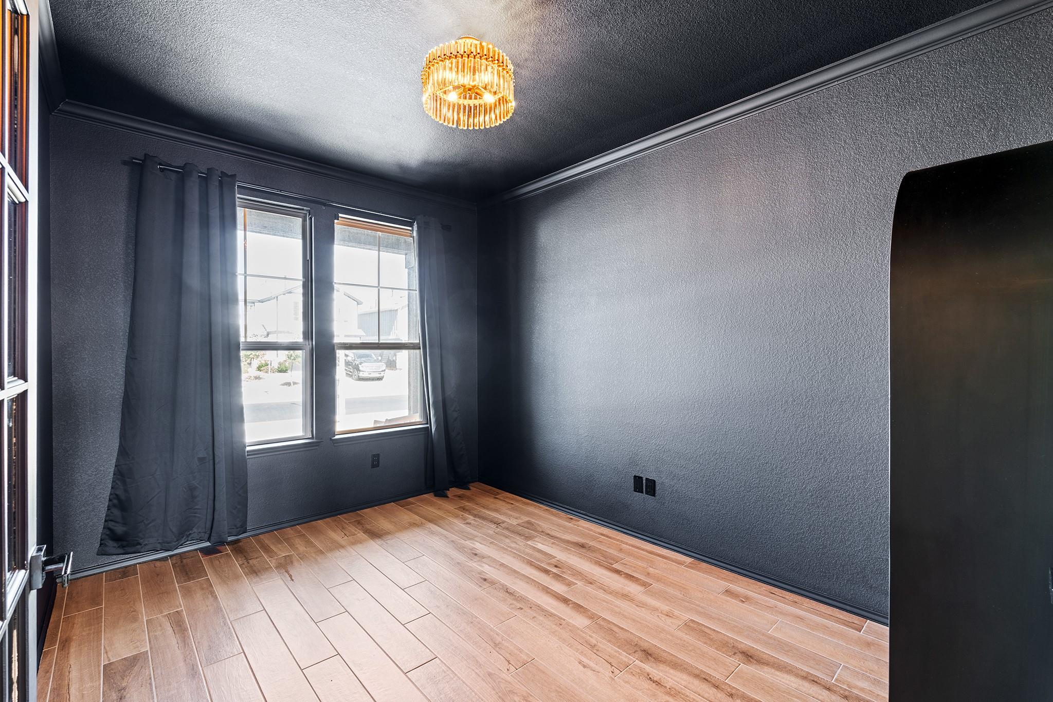 324 NE Black Alder ST