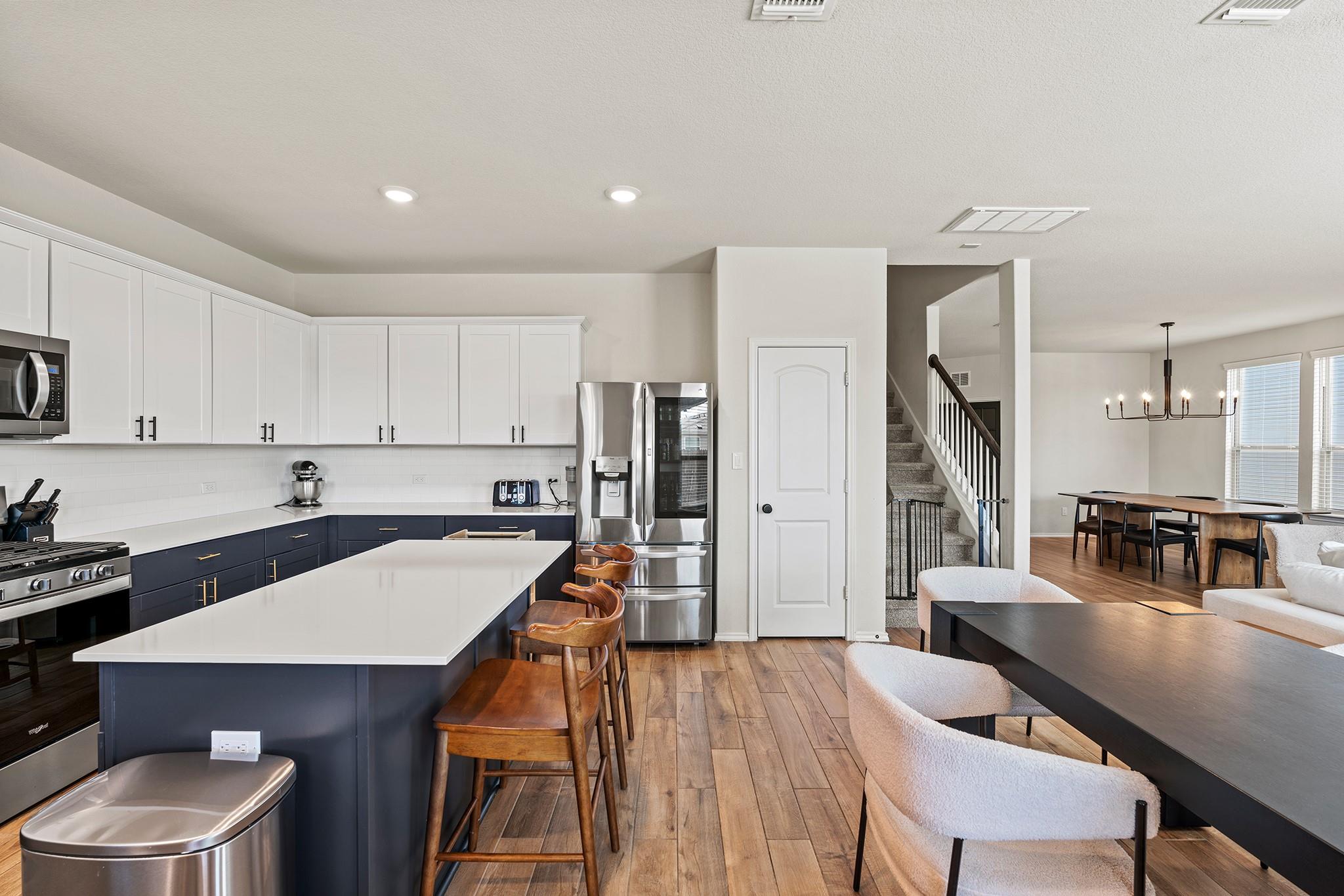 324 NE Black Alder ST