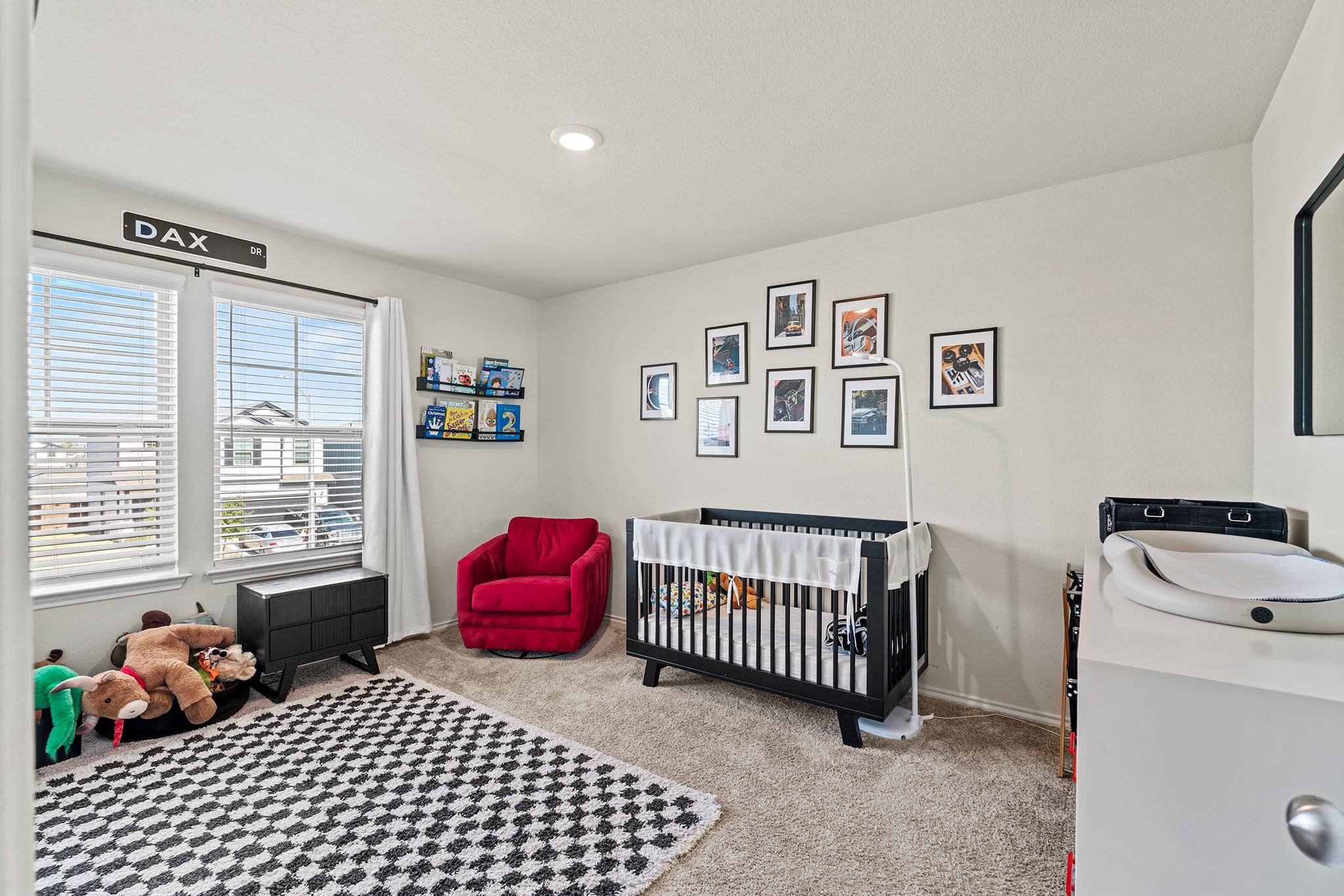 324 NE Black Alder ST