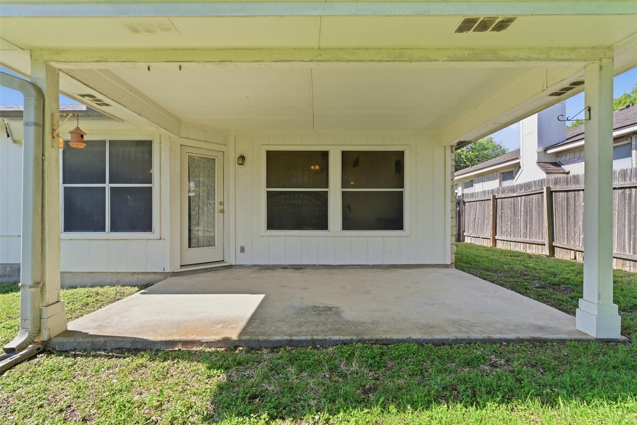 1017 Reynaldo ST