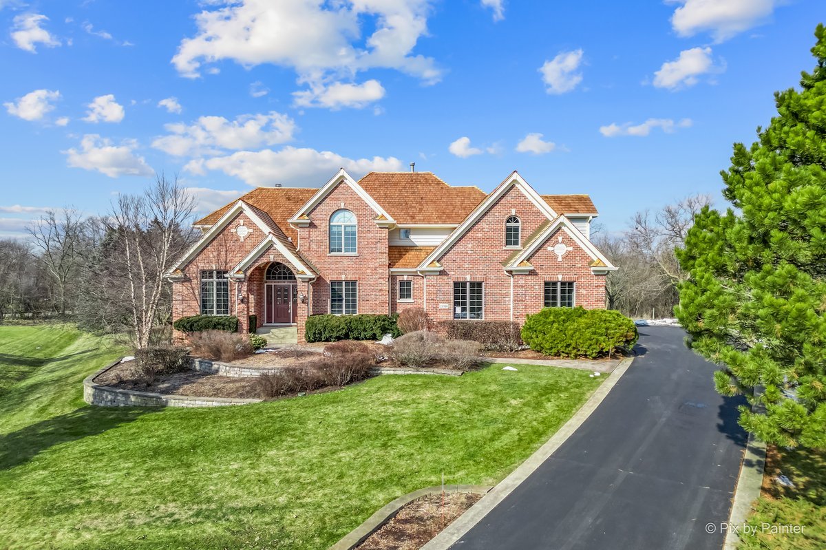 23186 Gray Barn Court