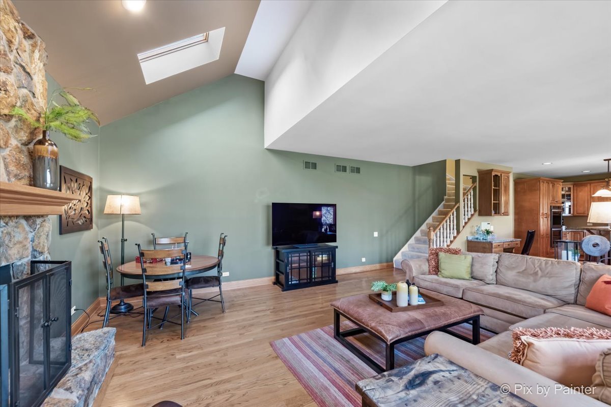 23186 Gray Barn Court