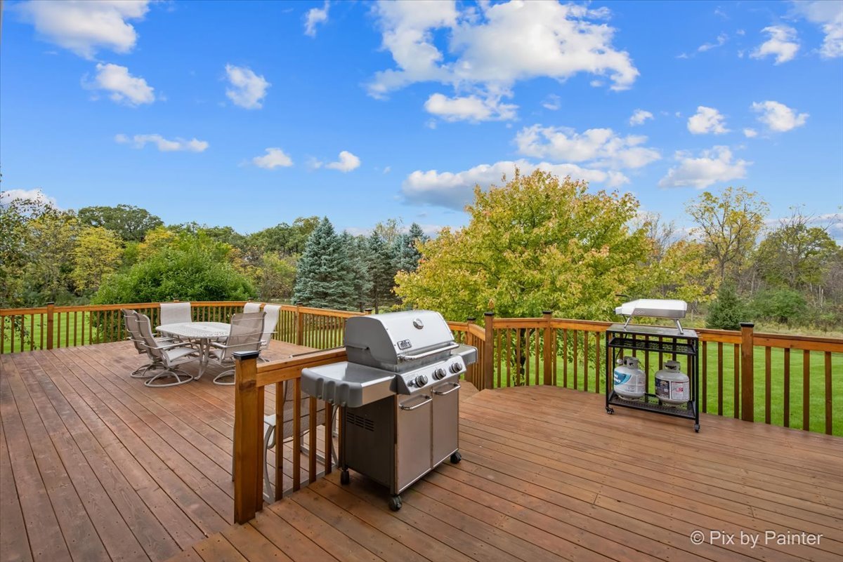 23186 Gray Barn Court