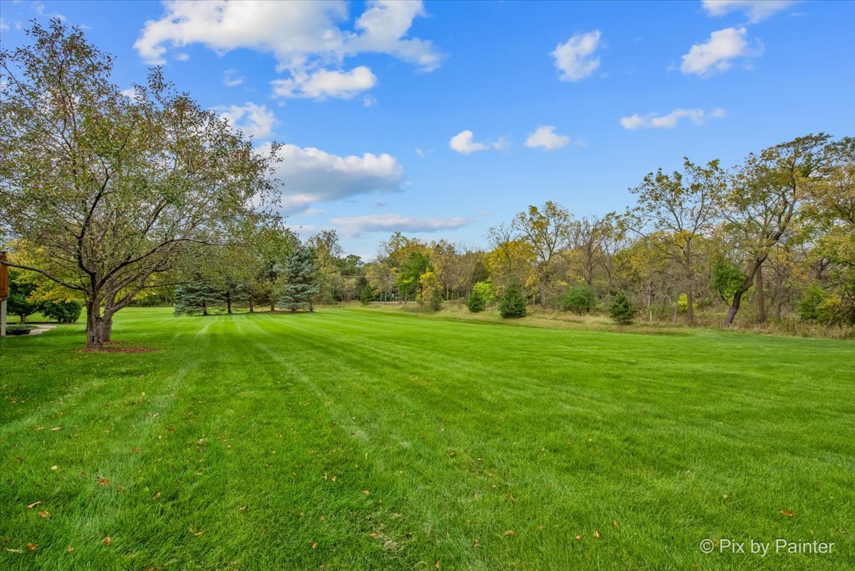 23186 Gray Barn Court