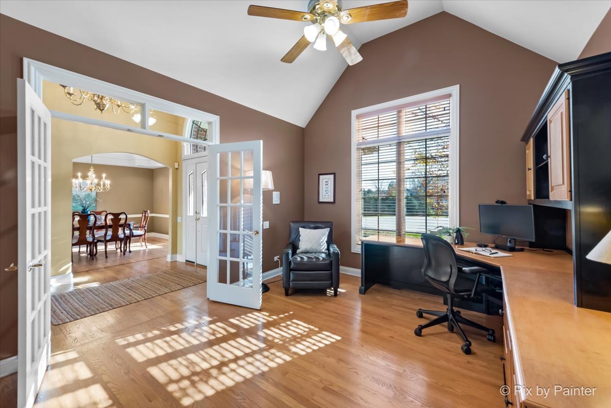 23186 Gray Barn Court