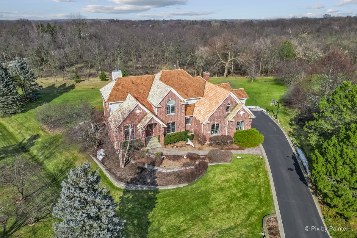 23186 Gray Barn Court