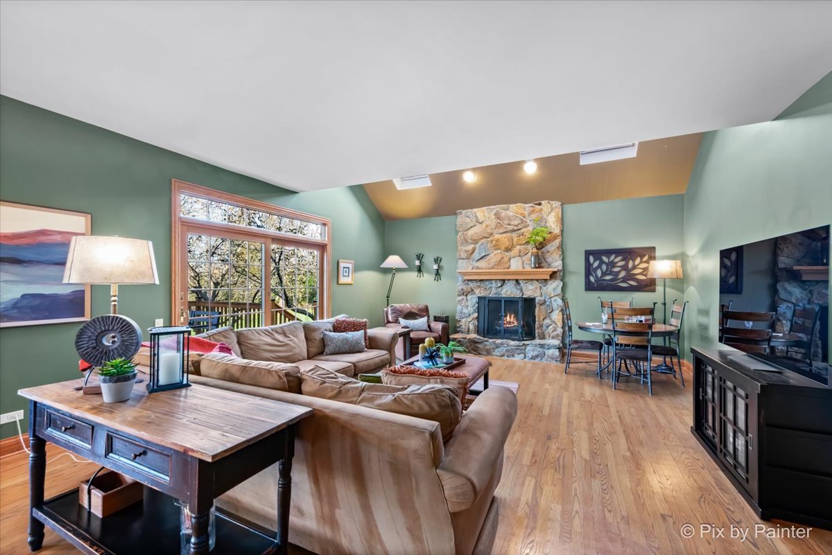 23186 Gray Barn Court